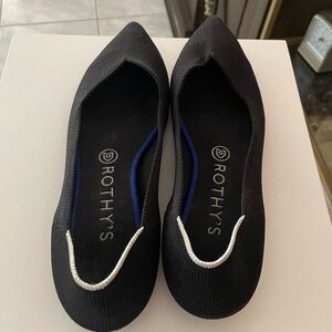 ROTHY’S- The Point Black Shoe Flat